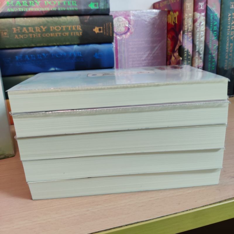 Box set หงส์ขังรัก เล่ม 1-5 มากกว่ารัก
