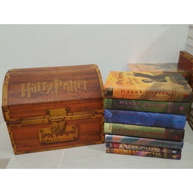 Box set สัน Harry Potter แฮร์รี่ พอตเตอร์ เล่ม 1-7 พร้อมหีบ