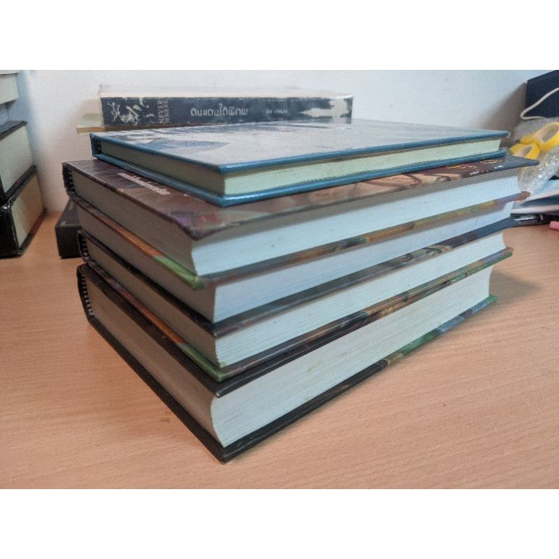 ชุดหนังสือ แฮร์รี่ พอตเตอร์  ศิลาอาถรรพ์ ห้องแห่งความลับ นักโทษแห่งอัซคาบัน ถ้วยอัคนี ภาคี