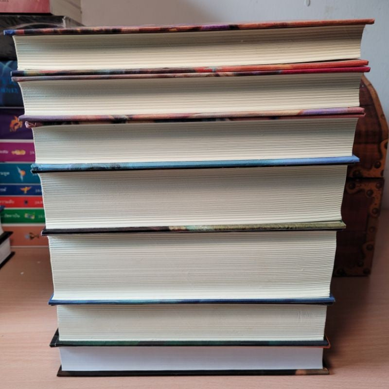 ชุดหีบหนังสือแฮร์รี่ พอตเตอร์ พิมพ์ครั้งที่ 1 พร้อมกรอบทอง หนังสือ Harry Potter