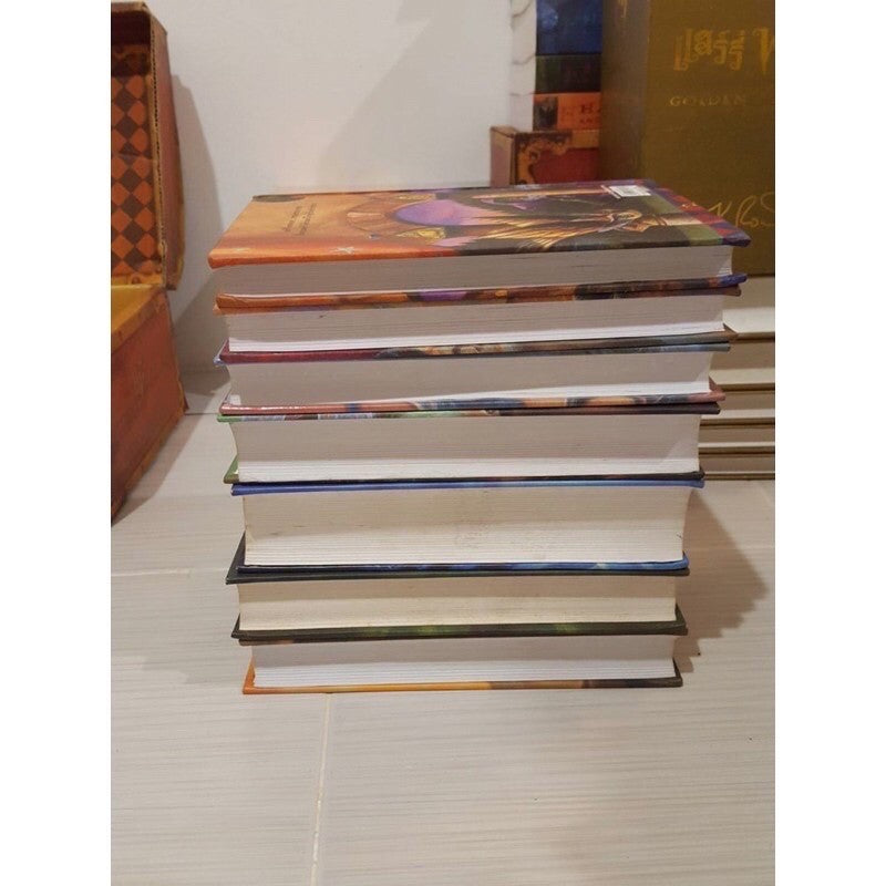 Box set สัน Harry Potter แฮร์รี่ พอตเตอร์ เล่ม 1-7 พร้อมหีบ