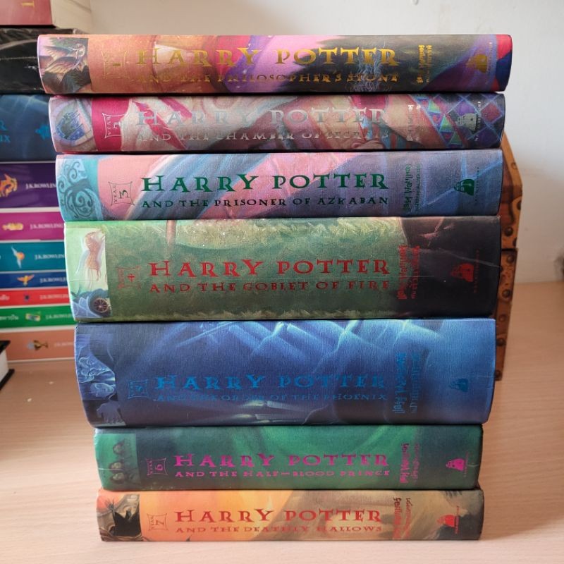 ชุดหีบหนังสือแฮร์รี่ พอตเตอร์ พิมพ์ครั้งที่ 1 พร้อมกรอบทอง หนังสือ Harry Potter