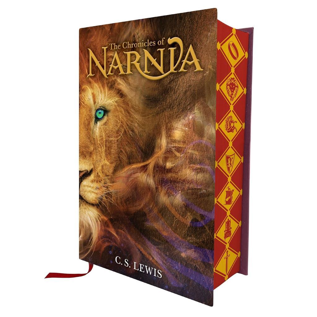 Hardcover The Chronicles of Narnia Deluxe Edition by C. S. Lewis หนังสือ ปกแข็ง