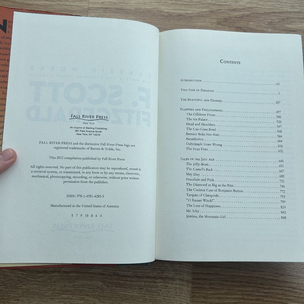 Hardcover Classic Works of F. Scott Fitzgerald Fall River Press หนังสือรวมผลงาน F. Scott Fitzgerald ปกแข็ง