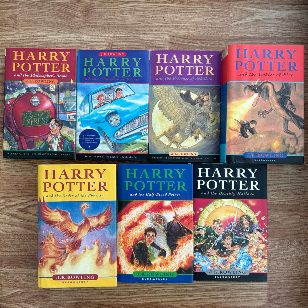 ชุดหนังสือแฮร์รี่ พอตเตอร์ ปกแข็ง Bloomsbury Hardcover Harry Potter Complete Book Set 1-7 J.K Rowling Bloomsbury