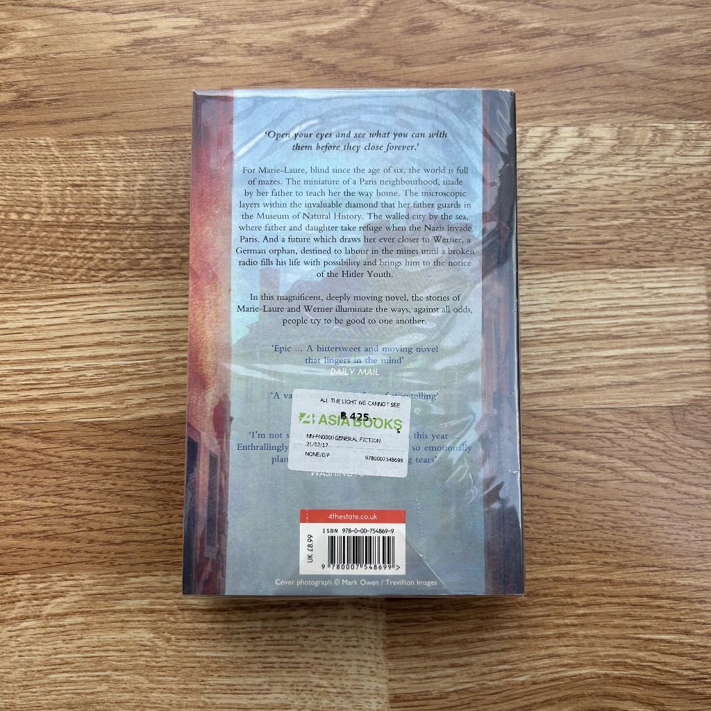 Paperback All The Light We Cannot See by Anthony Doerr หนังสือ ดั่งแสงสิ้นแรงฉาน โดย แอนโทนี โดเออร์ ปกอ่อน