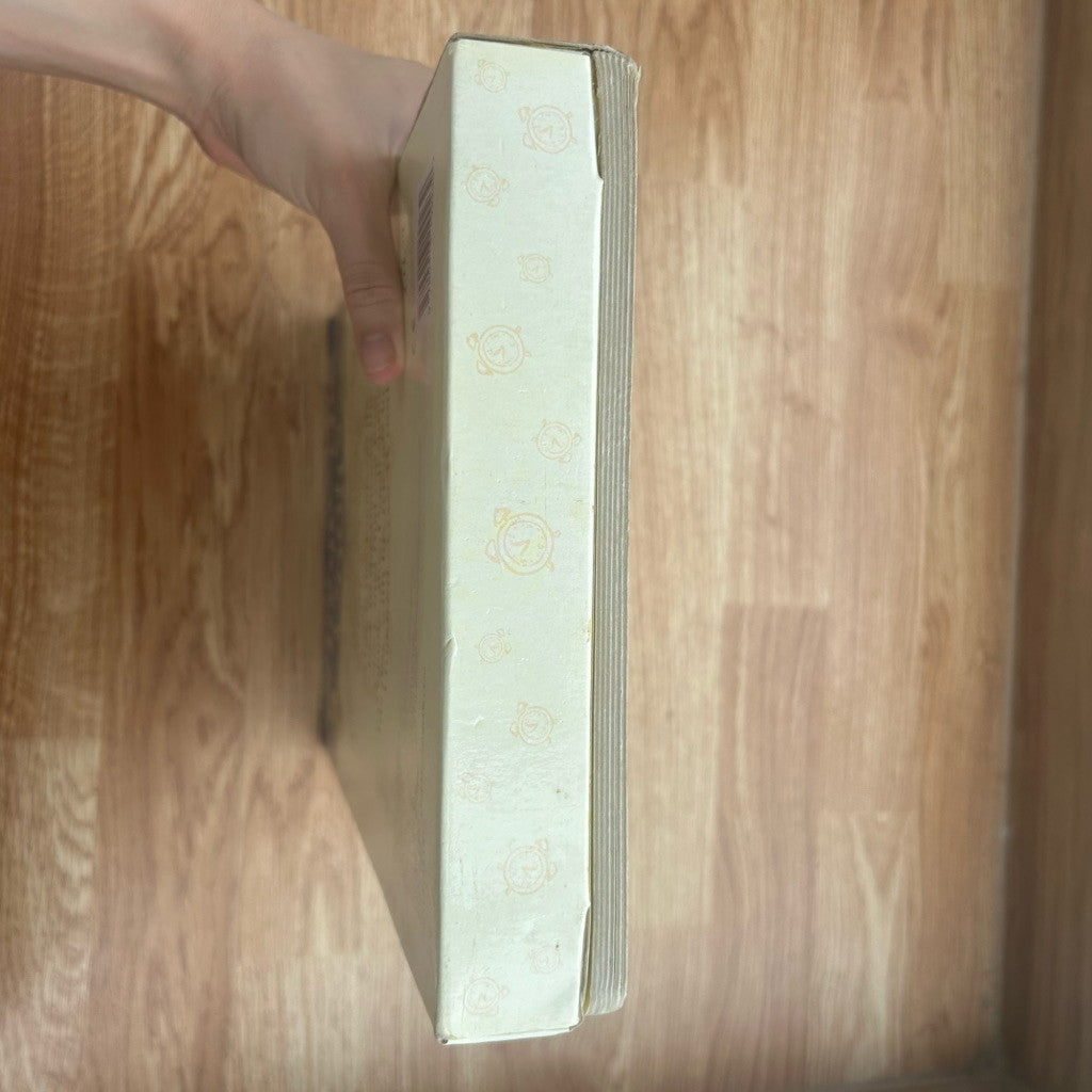 Hardcover The World of Winnie The Pooh's First Clock Book by A.A. Milne