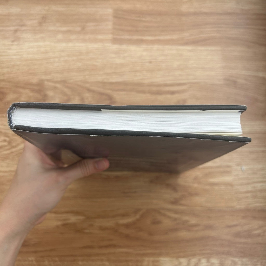 Hardcover A Brief History of Time by Stephen Hawking หนังสือ ประวัติย่อของกาลเวลา ปกแข็ง