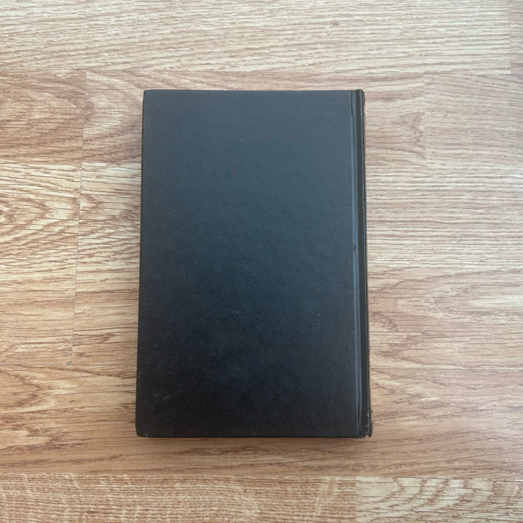 Hardcover The Fall of the House of Usher and other stories by Edgar Allan Poe หนังสือ ความตายของบ้านอัชเชอร์ ปกแข็ง