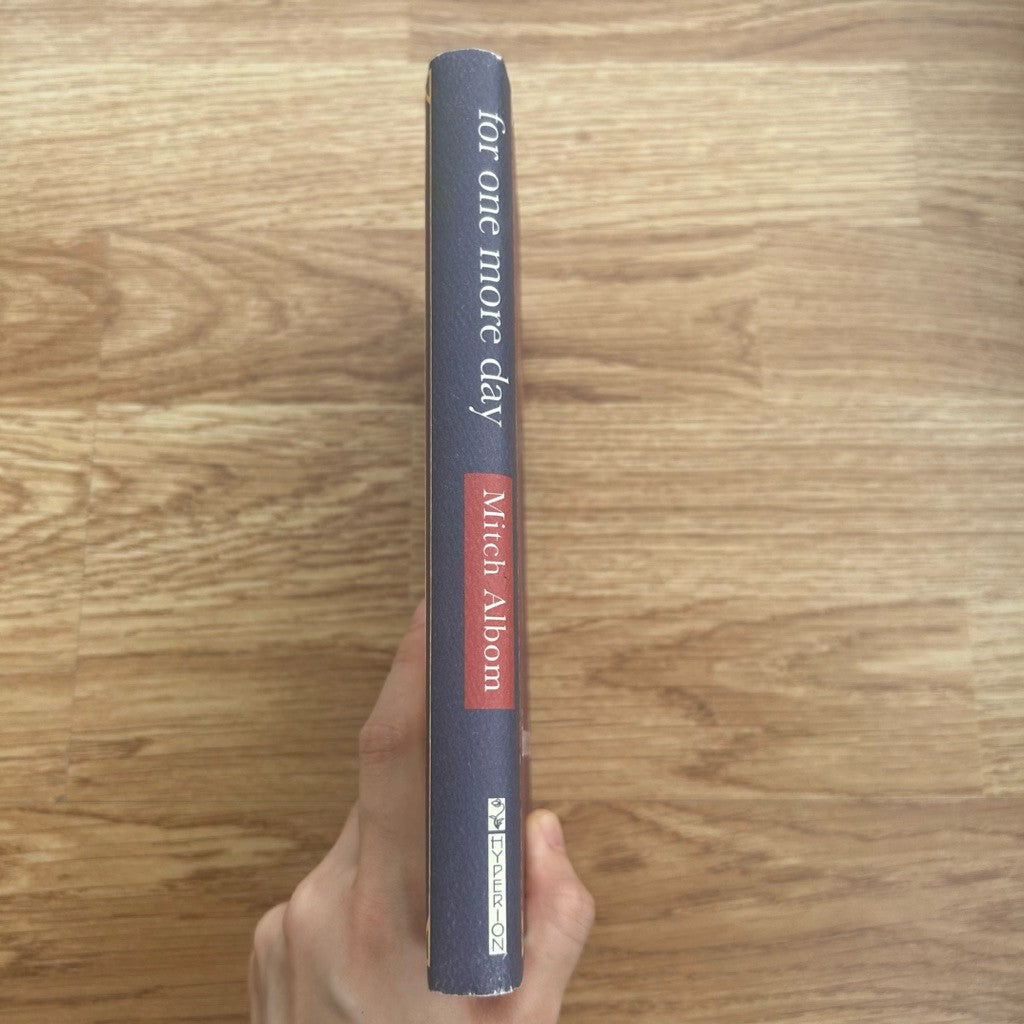 Hardcover For One More Day by Mitch Albom หนังสือ ขอเพียงอีกวัน มิตช์ อัลบอม ปกแข็ง