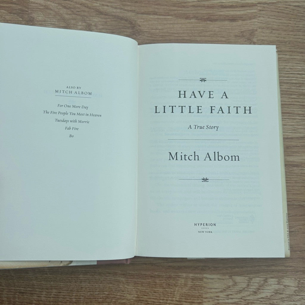 Hardcover Have a Little Faith by Mitch Albom หนังสือ มองสิ่งเล็กเพื่อพบสิ่งใหญ่ มิตช์ อัลบอม ปกแข็ง
