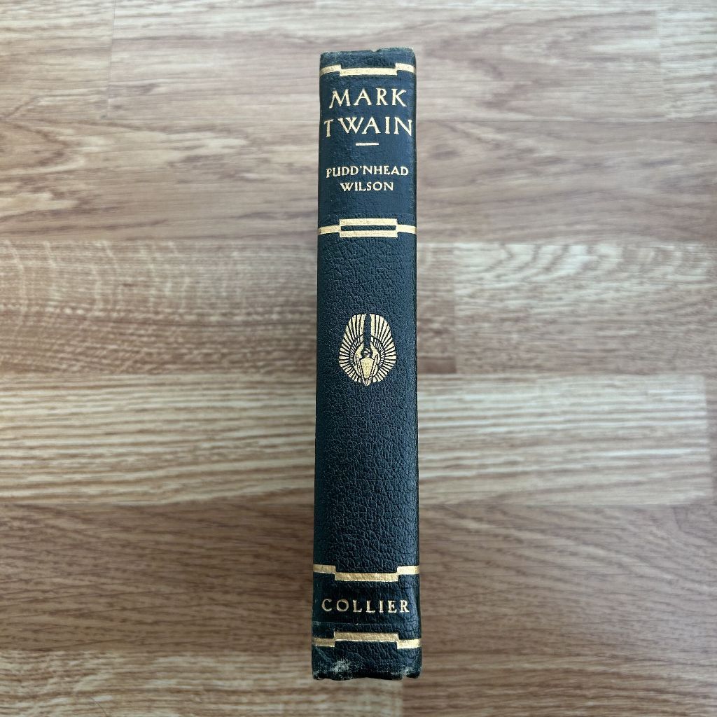 Hardcover Pudd'nhead Wilson by Mark Twain หนังสือ Pudd'nhead Wilson โดย มาร์ก ทเวน ปกแข็ง