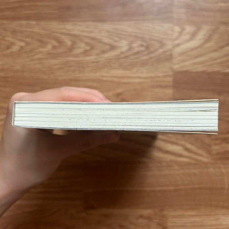 หนังสือ ในมือเธอมีดอกทานตะวัน The Sun And Her Flowers