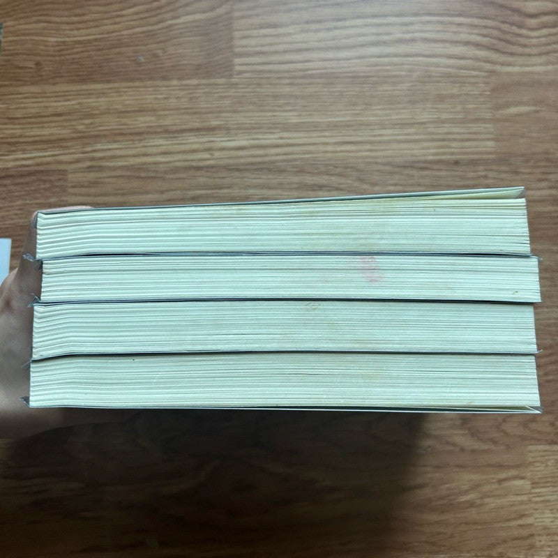 ชุดหนังสือ ตำนานรักสองสวรรค์ 4 เล่มจบ