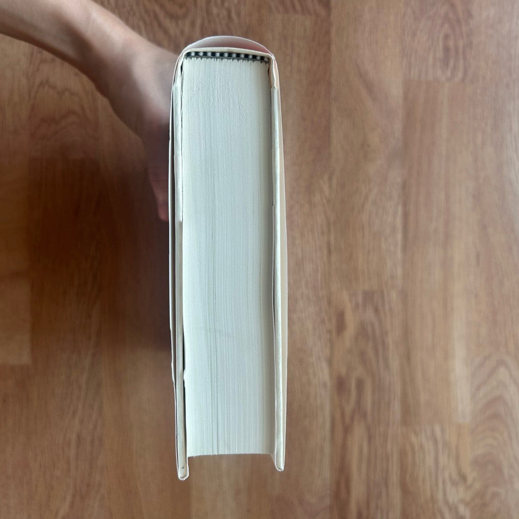 Hardcover Nexus: A Brief History of Information Networks from the Stone Age to AI by Yuval Noah Harari หนังสือ ปกแข็ง