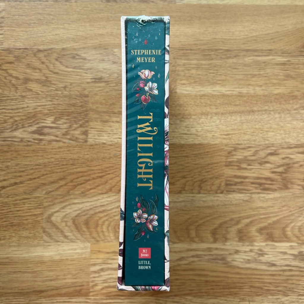 Hardcover Twilight: Deluxe Collector’s Edition (The Twilight Saga) by Stephenie Meyer หนังสือ ปกแข็ง