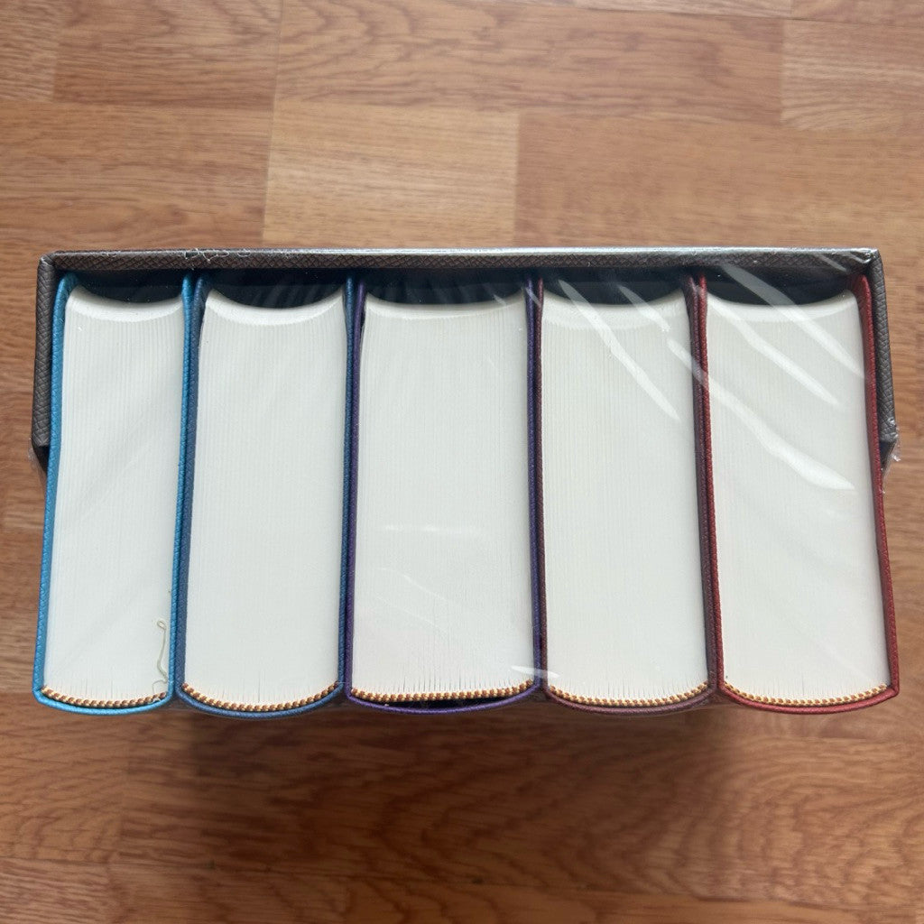 Box Set Hardcover A Game of Thrones (Song of Ice and Fire Series) Set of 5 books หนังสือ ปกแข็ง