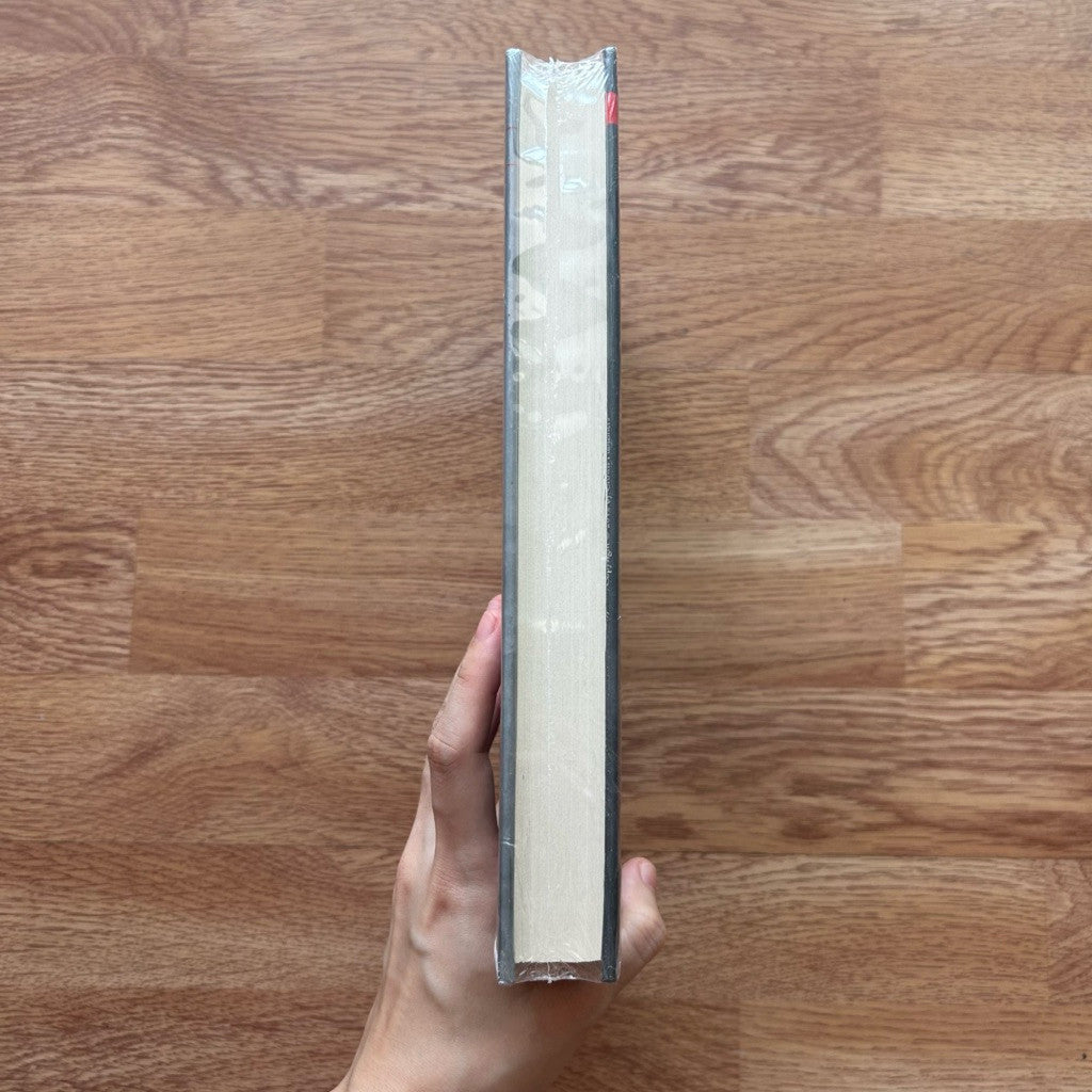 Hardcover Quiet : The Power of Introverts in a World That Can't Stop Talking by Susan Cain หนังสือ ปกแข็ง