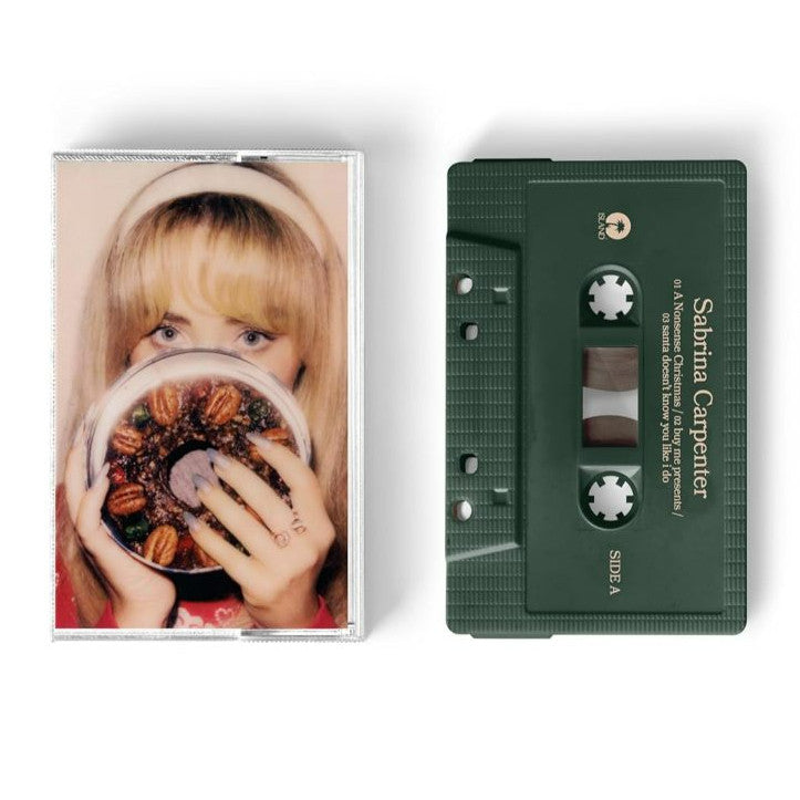 พร้อมส่ง🔥 Sabrina Carpenter
Fruitcake (Green Cassette)  [ใหม่และซีล SS]