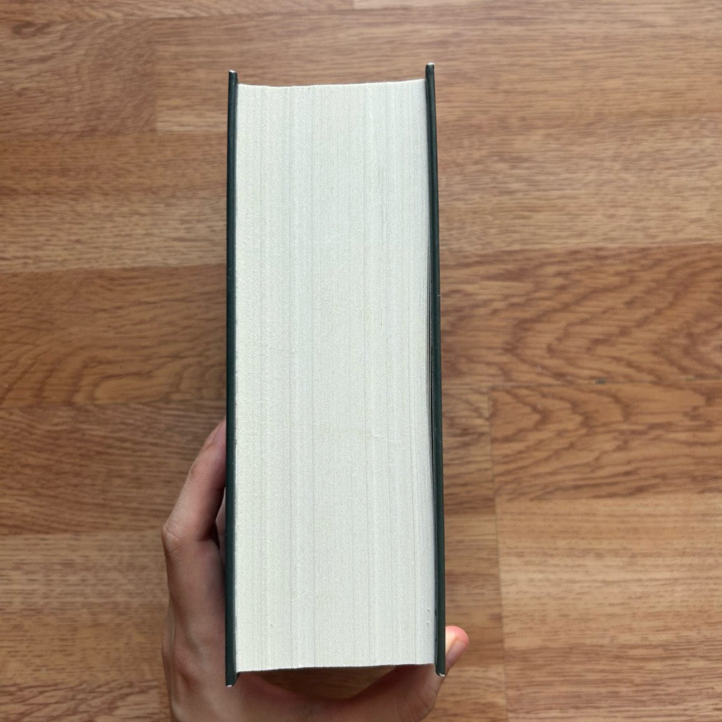 Hardcover Little Women (สี่ดรุณี)
by Louisa May Alcott หนังสือ ภาษาอังกฤษ ปกแข็ง