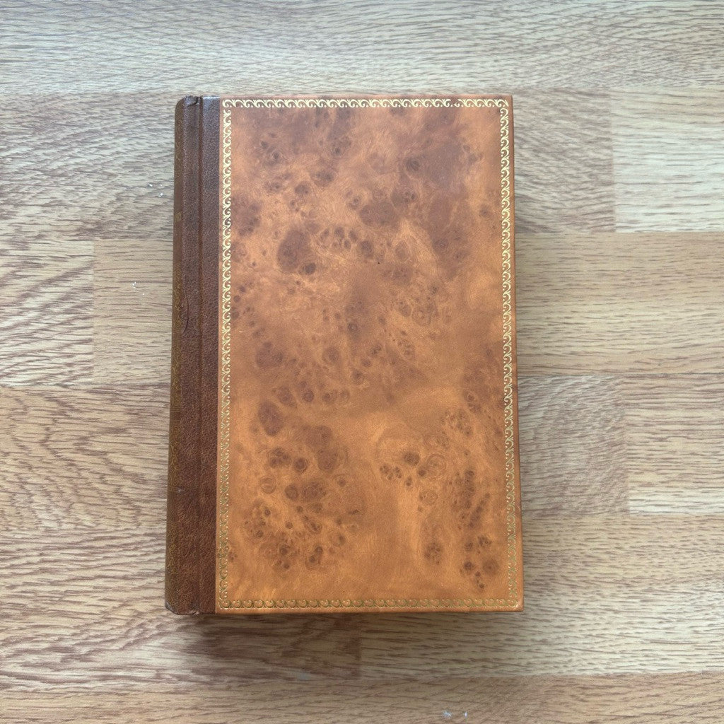 Hardcover A Child's History of England by Charles Dickens หนังสือ ภาษาอังกฤษ ปกแข็ง