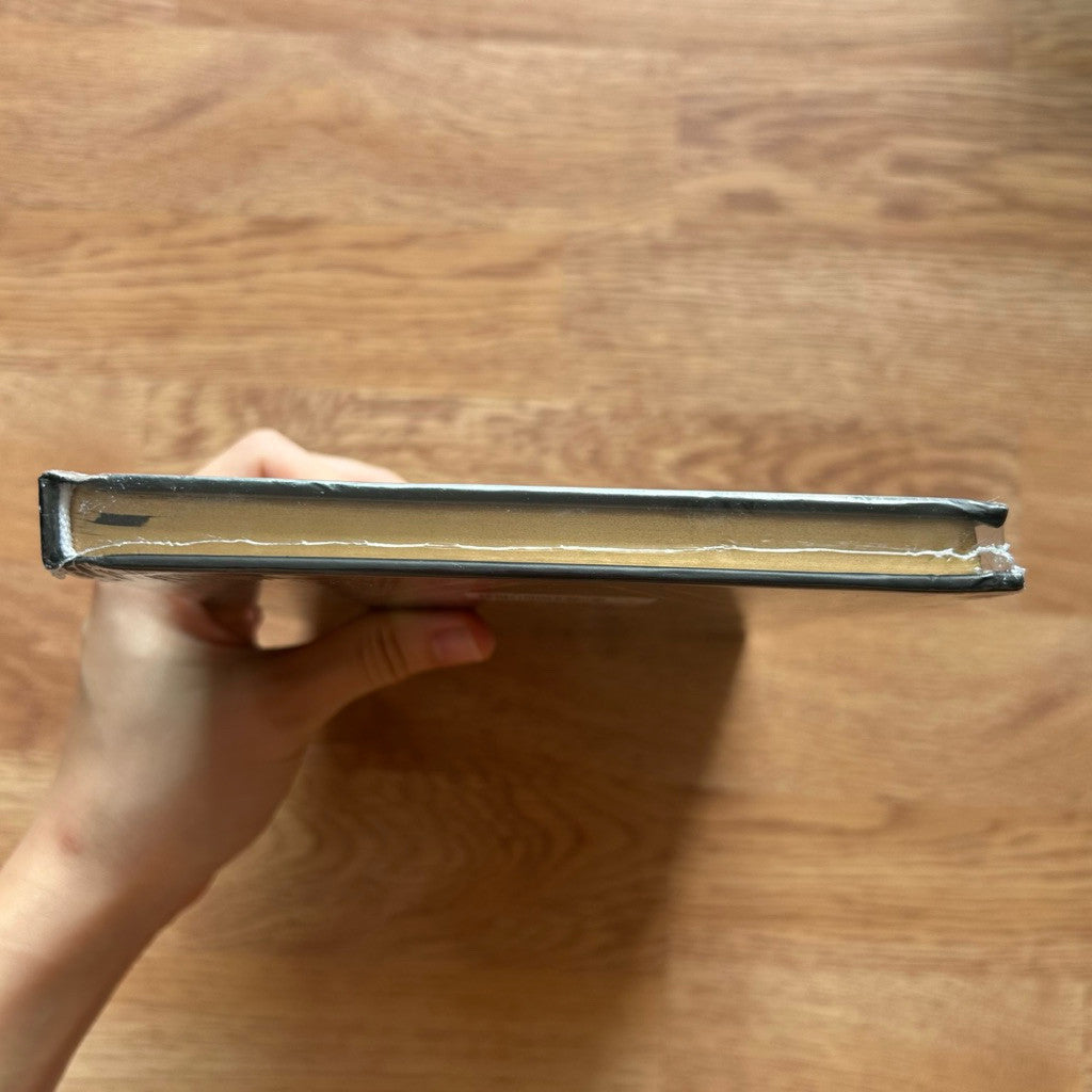 Gilded-edge hardcover The Great Gatsby by F. Scott Fitzgerald หนังสือภาษาอังกฤษ ปกแข็ง ขอบทอง