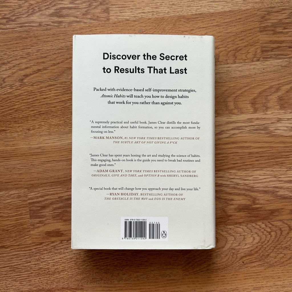 Hardcover Atomic Habits: An Easy & Proven Way to Build Good Habits & Break Bad Ones by James Clear หนังสือ ปกแข็ง