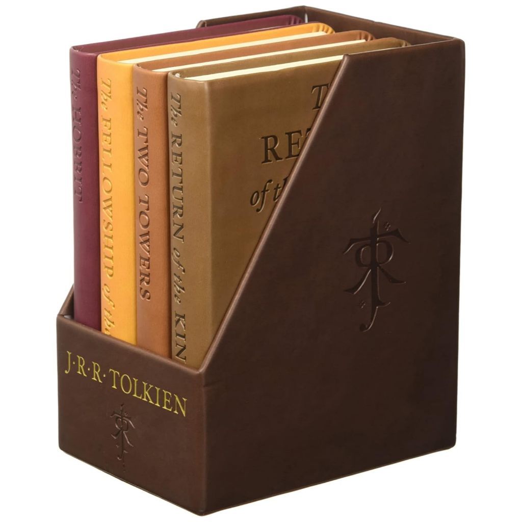 Hardcover The Hobbit And The Lord Of The Rings: Deluxe Pocket Boxed Set by J.R.R. Tolkien หนังสือ ปกแข็ง