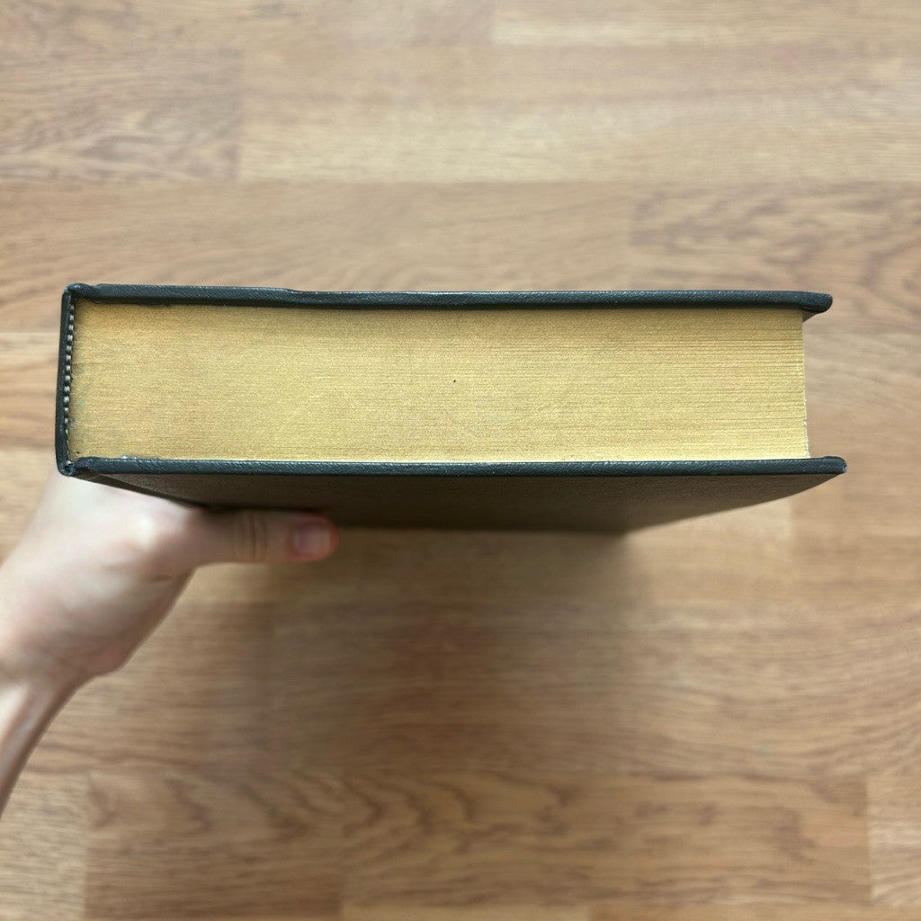Hardcover Walden by Henry David Thoreau หนังสือ ภาษาอังกฤษ ปกแข็ง