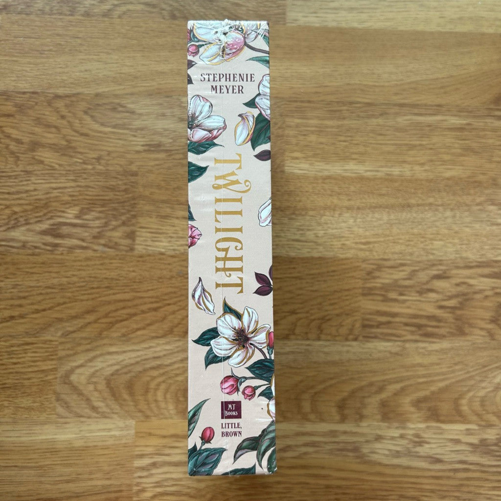 Hardcover Twilight: Deluxe Collector’s Edition (The Twilight Saga) by Stephenie Meyer หนังสือ ปกแข็ง