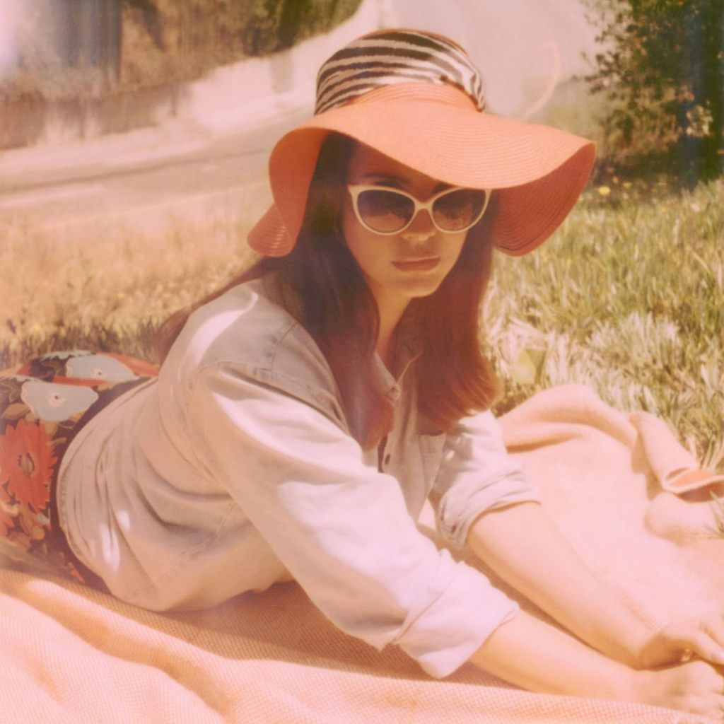 พร้อมส่ง🔥 แผ่นเสียง Vinyl Lana Del Rey - Honeymoon LP [ใหม่และซีล SS]