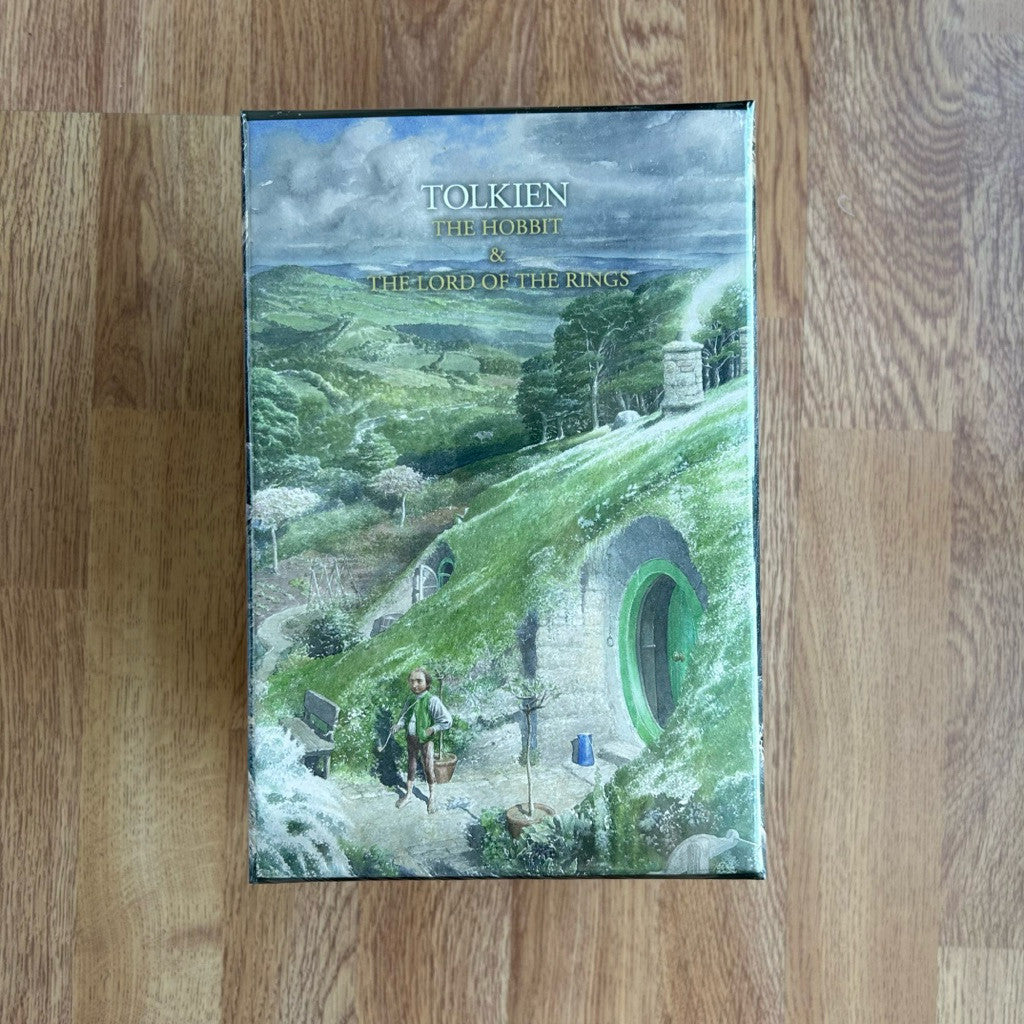 Hardcover J. R. R. Tolkien - The Hobbit & The Lord of the Rings Illustrated by Alan Lee Box Set หนังสือ ปกแข็ง