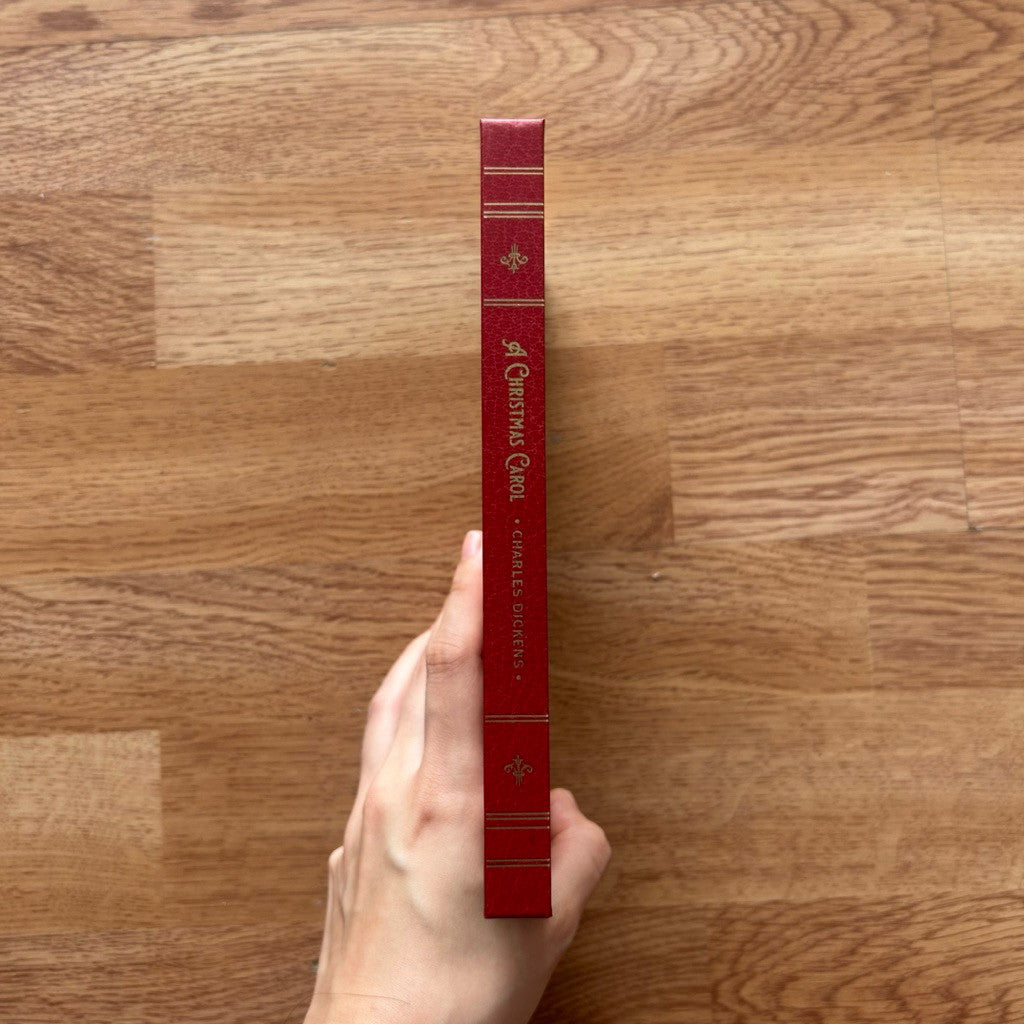 Gilded-edge hardcover  A Christmas Carol (Deluxe Gift Edition) by Charles Dickens หนังสือ ปกแข็ง