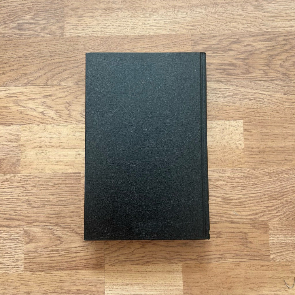 Hardcover Walden by Henry David Thoreau หนังสือ ภาษาอังกฤษ ปกแข็ง