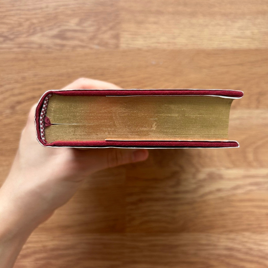 Hardcover Oliver Twist by Charles Dickens หนังสือ ภาษาอังกฤษ ปกแข็ง