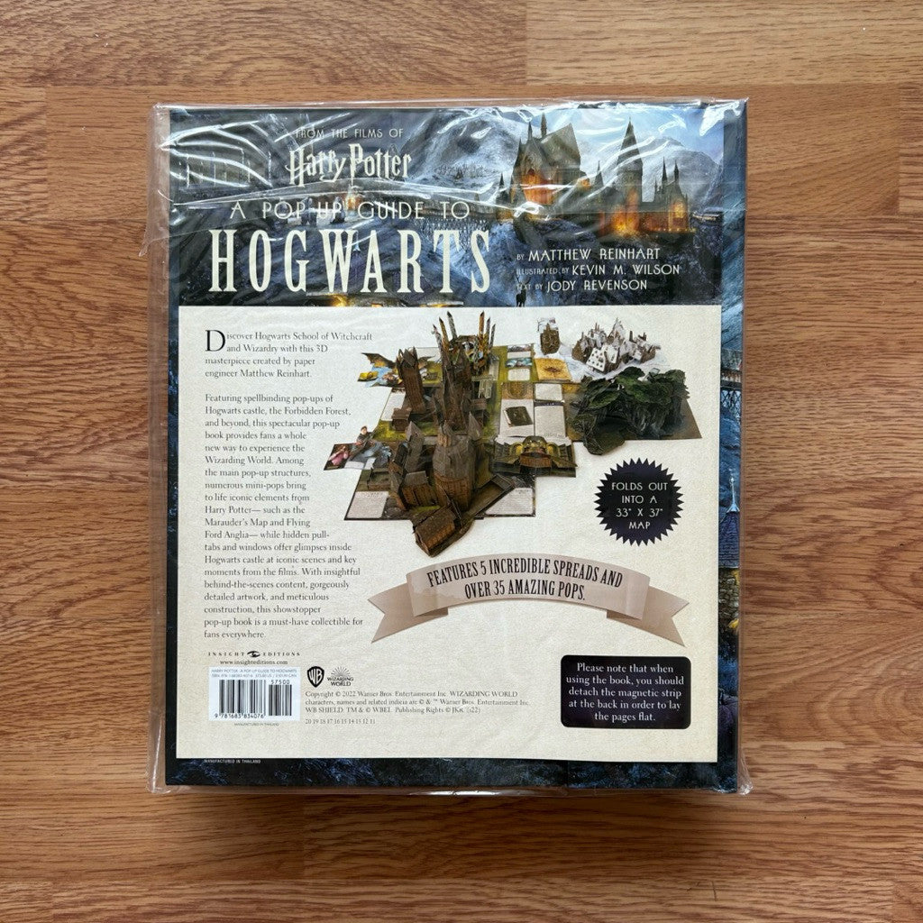 พร้อมส่ง🔥 Harry potter A pop up guide to hogwarts หนังสือ ป็อปอัพแฮร์รี่พอตเตอร์