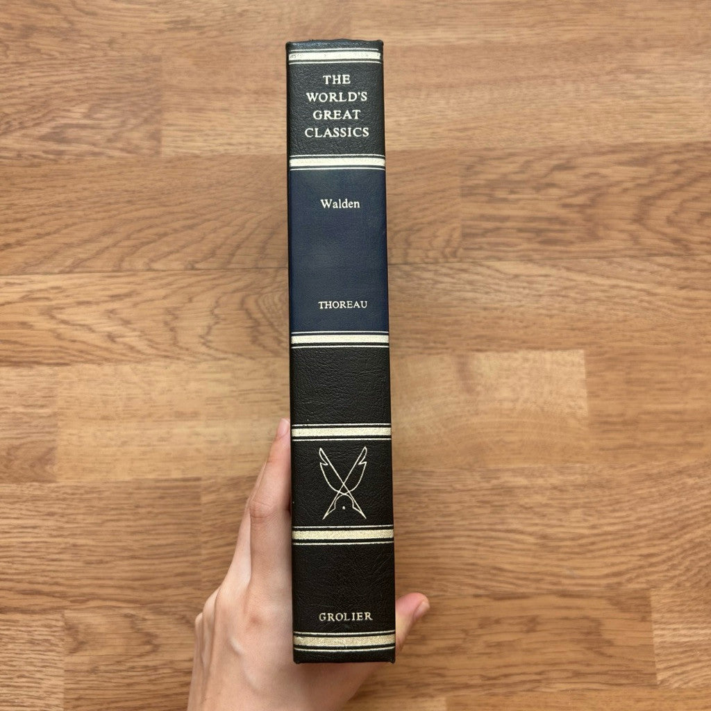 Hardcover Walden by Henry David Thoreau หนังสือ ภาษาอังกฤษ ปกแข็ง