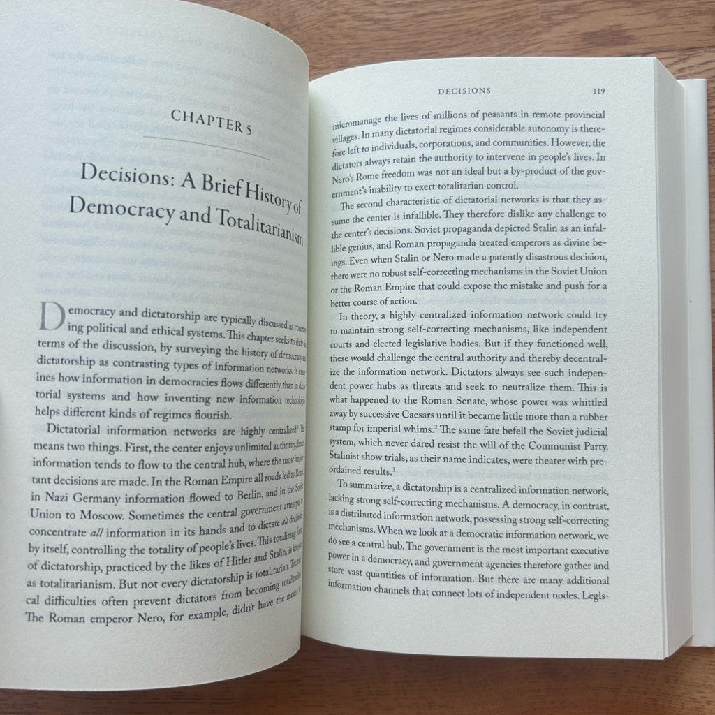 Hardcover Nexus: A Brief History of Information Networks from the Stone Age to AI by Yuval Noah Harari หนังสือ ปกแข็ง
