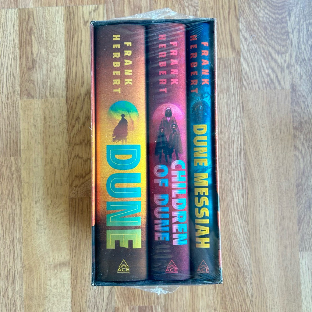 พร้อมส่ง🔥Hardcover Frank Herbert Deluxe Hardcover Boxed Set: Dune, Dune Messiah, and Children of Dune หนังสือ ปกแข็ง