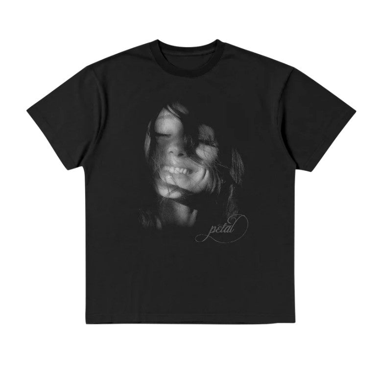 Preorder🔥 เสื้อยืด Ariana Grande - Petal Tile Photo T-Shirt